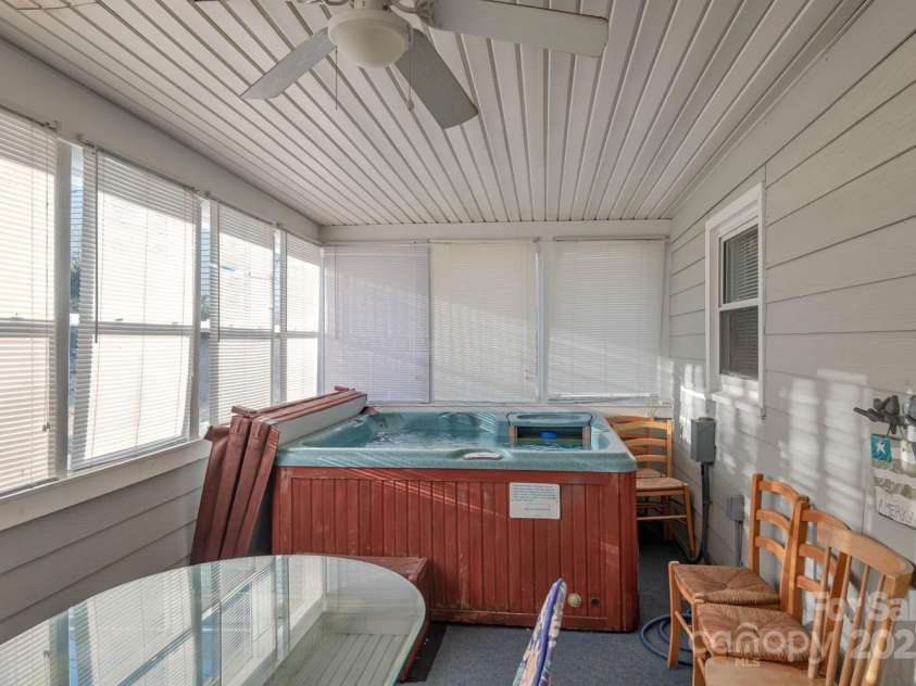 9013 Hunter Street, Nags Head, NC 27959.  MLS# CAR4244151, YatesRealty ID 8863. 