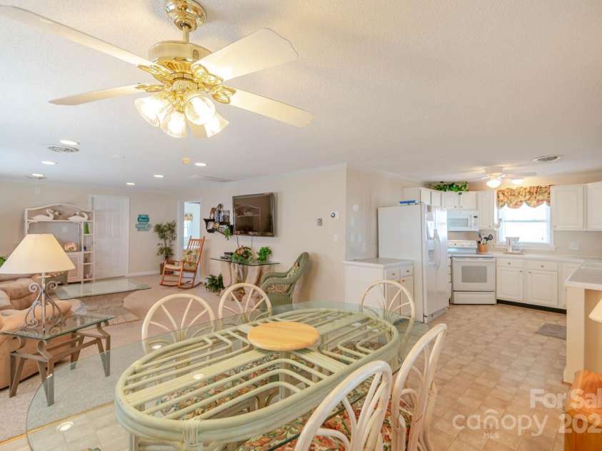 9013 Hunter Street, Nags Head, NC 27959.  MLS# CAR4244151, YatesRealty ID 8863. 
