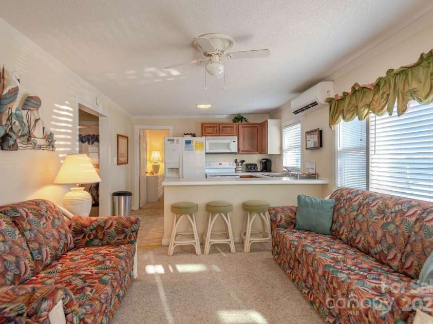 9013 Hunter Street, Nags Head, NC 27959.  MLS# CAR4244151, YatesRealty ID 8863. 