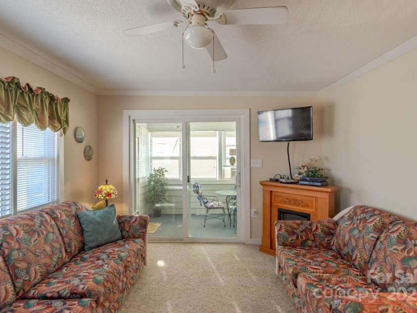 9013 Hunter Street, Nags Head, NC 27959.  MLS# CAR4244151, YatesRealty ID 8863. 