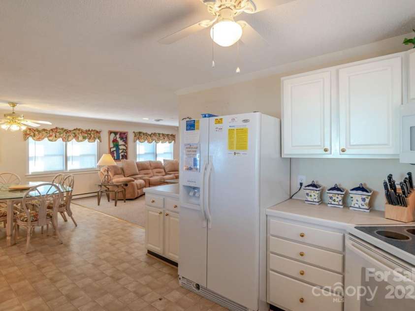 9013 Hunter Street, Nags Head, NC 27959.  MLS# CAR4244151, YatesRealty ID 8863. 