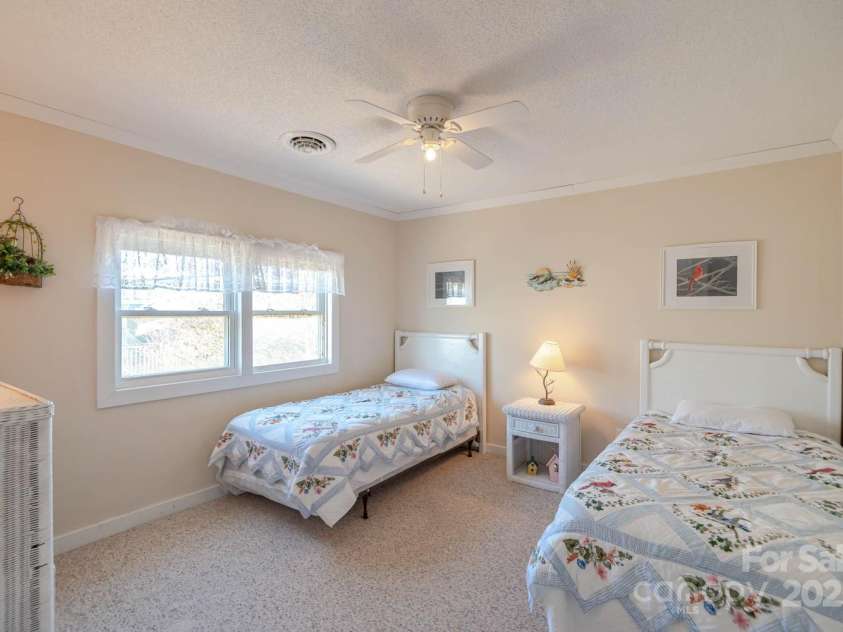 9013 Hunter Street, Nags Head, NC 27959.  MLS# CAR4244151, YatesRealty ID 8863. 