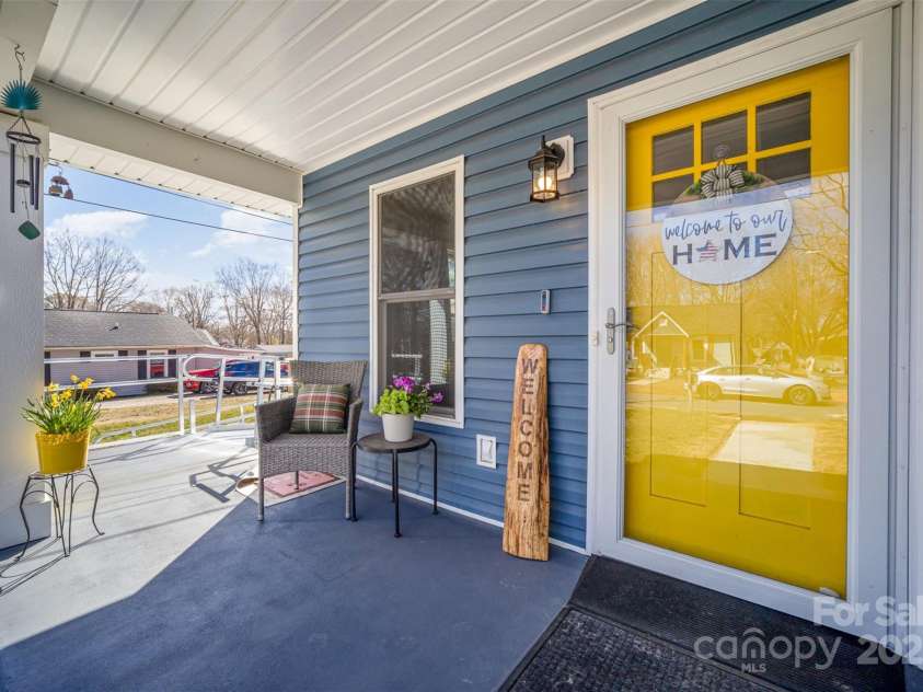 1016 10th Street, Kannapolis, NC 28083.  MLS# CAR4228816, YatesRealty ID 8864. 