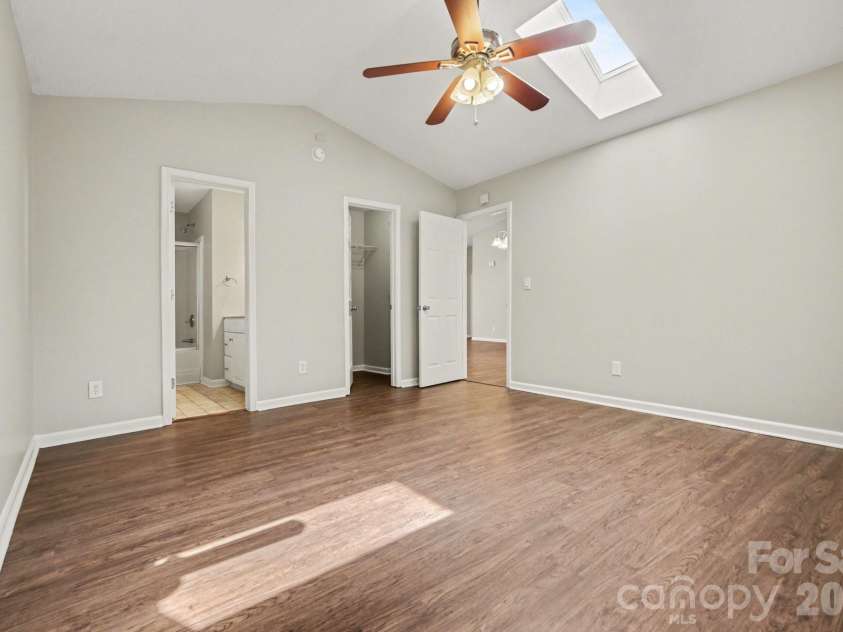 1117 Capps Hollow Drive, Charlotte, NC 28216.  MLS# CAR4361982, YatesRealty ID 8864. 