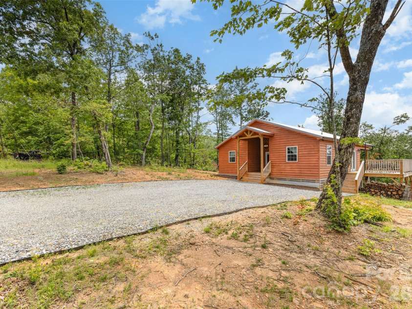 7025 Martin Lane, Morganton, NC 28655.  MLS# CAR4360550, YatesRealty ID 8865. 