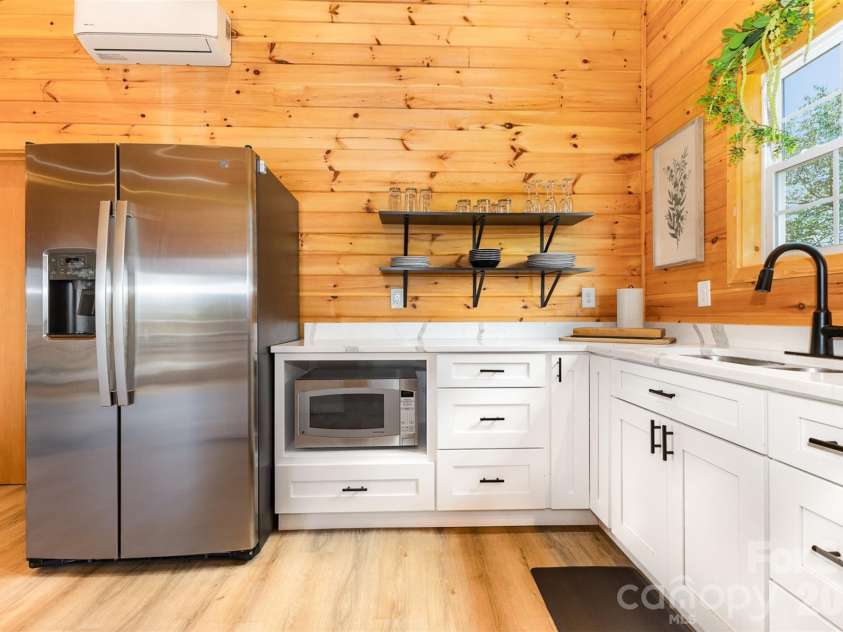 7025 Martin Lane, Morganton, NC 28655.  MLS# CAR4360550, YatesRealty ID 8865. 