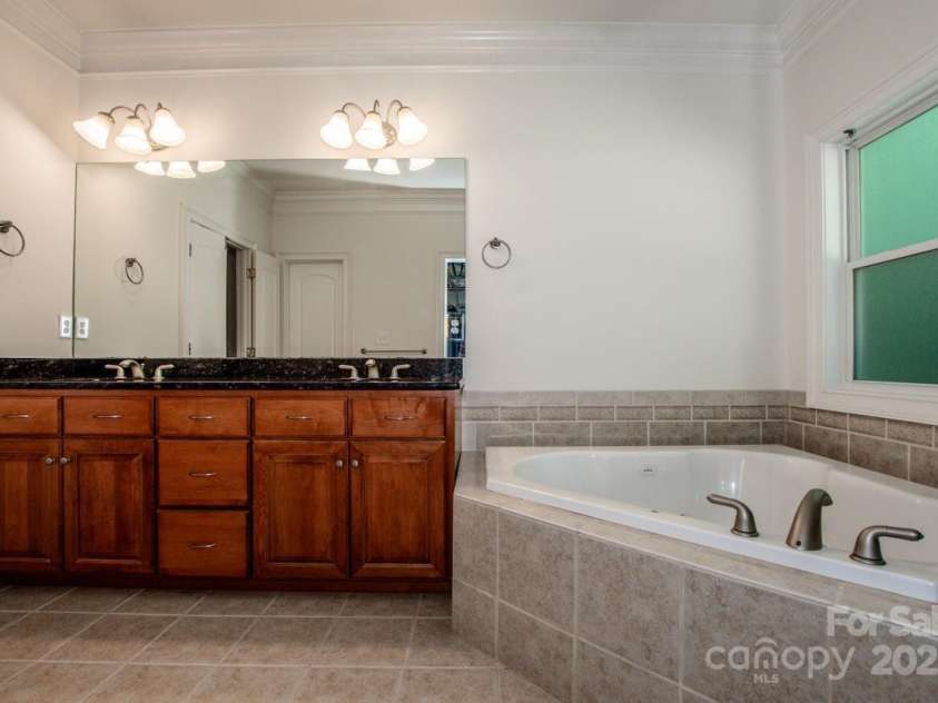 3545 Maple Brook Drive, Denver, NC 28037.  MLS# CAR4314666, YatesRealty ID 8866. 