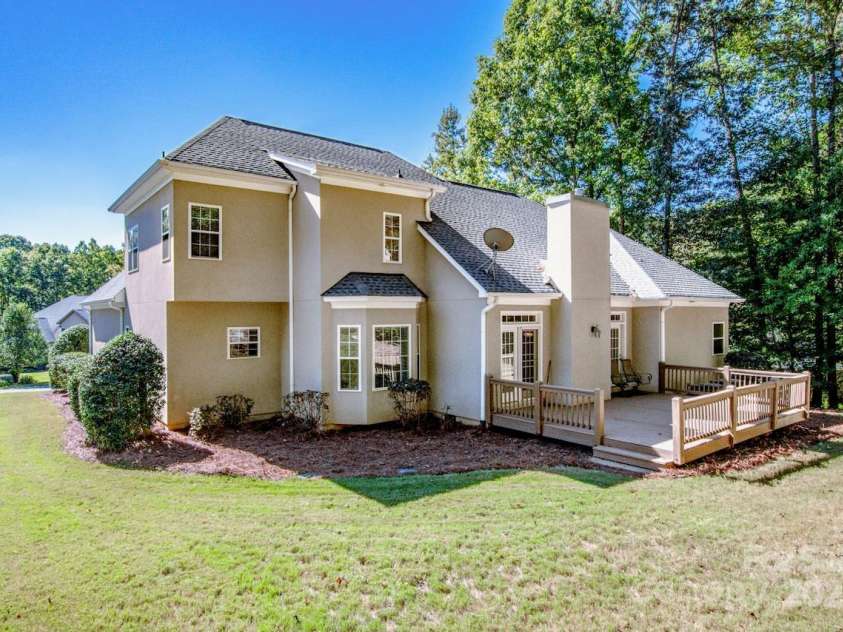 3545 Maple Brook Drive, Denver, NC 28037.  MLS# CAR4314666, YatesRealty ID 8866. 