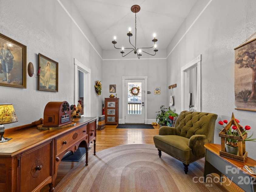 173 Academy Street, Canton, NC 28716.  MLS# CAR4228726, YatesRealty ID 8867. 