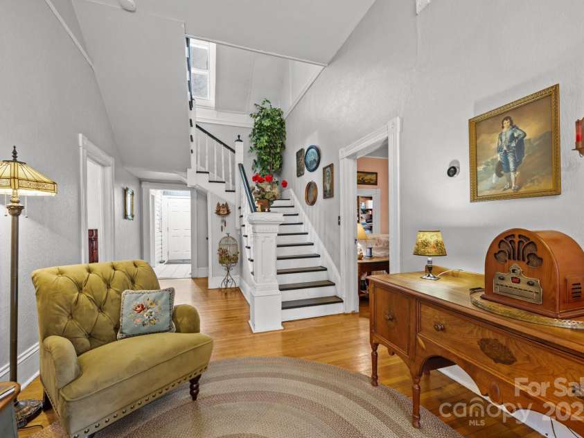 173 Academy Street, Canton, NC 28716.  MLS# CAR4228726, YatesRealty ID 8867. 