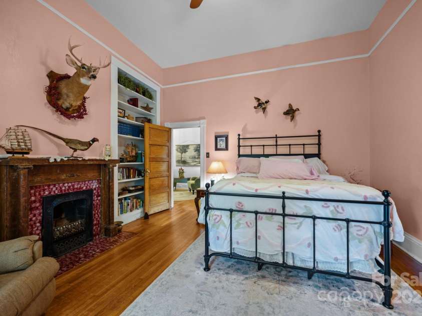 173 Academy Street, Canton, NC 28716.  MLS# CAR4228726, YatesRealty ID 8867. 