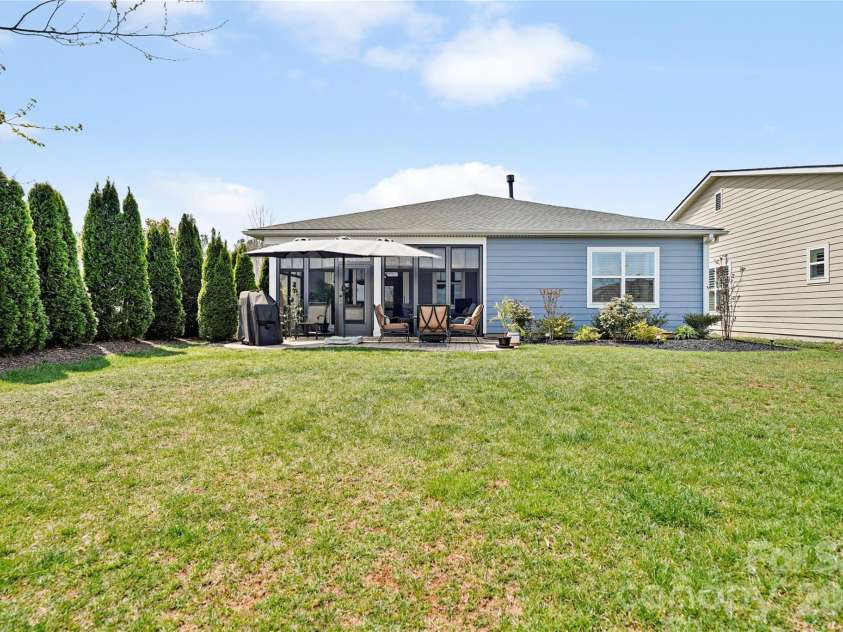 445 Bowline Drive, Denver, NC 28037.  MLS# CAR4399767, YatesRealty ID 8867. 