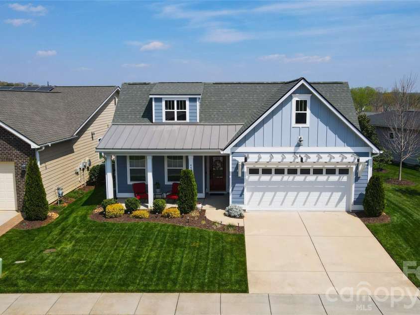 445 Bowline Drive, Denver, NC 28037.  MLS# CAR4399767, YatesRealty ID 8867. 