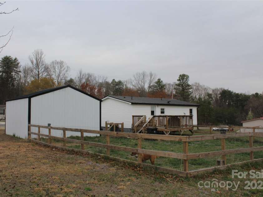 6454 Lostkey Drive, Connelly Springs, NC 28612.  MLS# CAR4237191, YatesRealty ID 8868. 