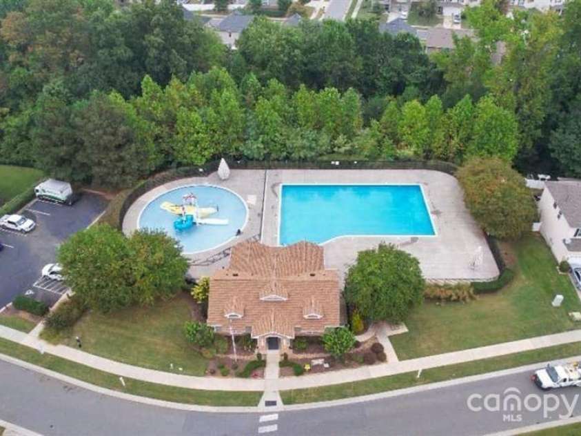 141 Silverspring Place, Mooresville, NC 28117.  MLS# CAR4218653, YatesRealty ID 8869. So nice to look forward to!