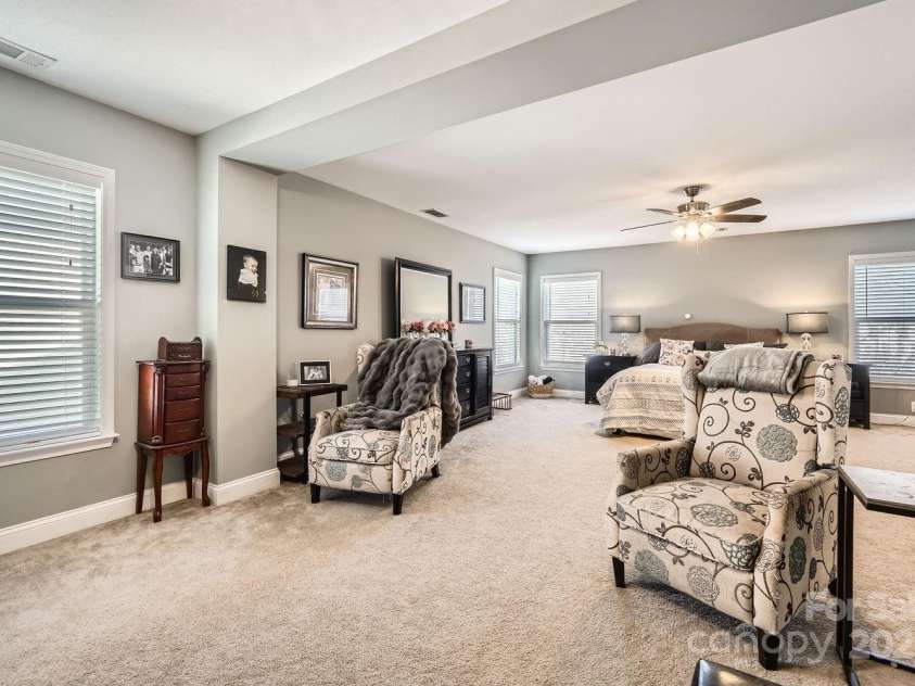 141 Silverspring Place, Mooresville, NC 28117.  MLS# CAR4218653, YatesRealty ID 8869. Talk about airy, spacious and light!