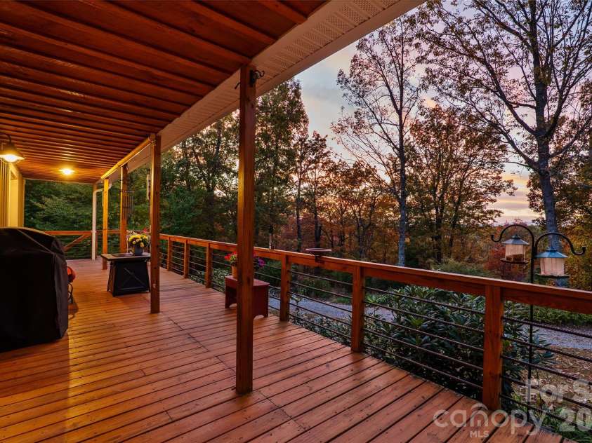 325, 141 & 75 Owl Haven Lane, Cedar Mountain, NC 28718.  MLS# CAR4315418, YatesRealty ID 887. 