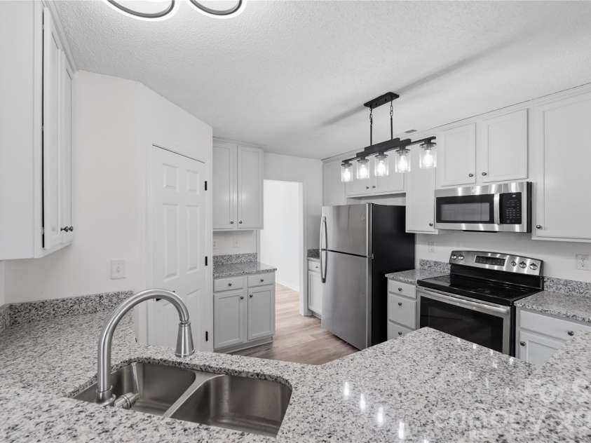 2308 Big Pine Drive, Matthews, NC 28105.  MLS# CAR4364263, YatesRealty ID 8870. 