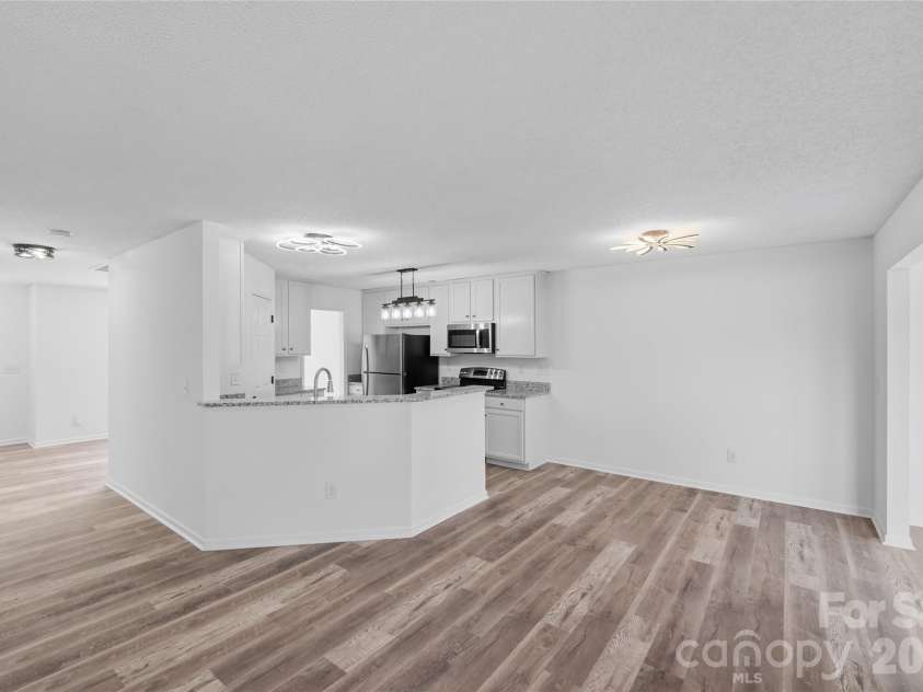 2308 Big Pine Drive, Matthews, NC 28105.  MLS# CAR4364263, YatesRealty ID 8870. 