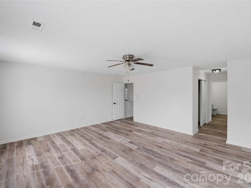 2308 Big Pine Drive, Matthews, NC 28105.  MLS# CAR4364263, YatesRealty ID 8870. 