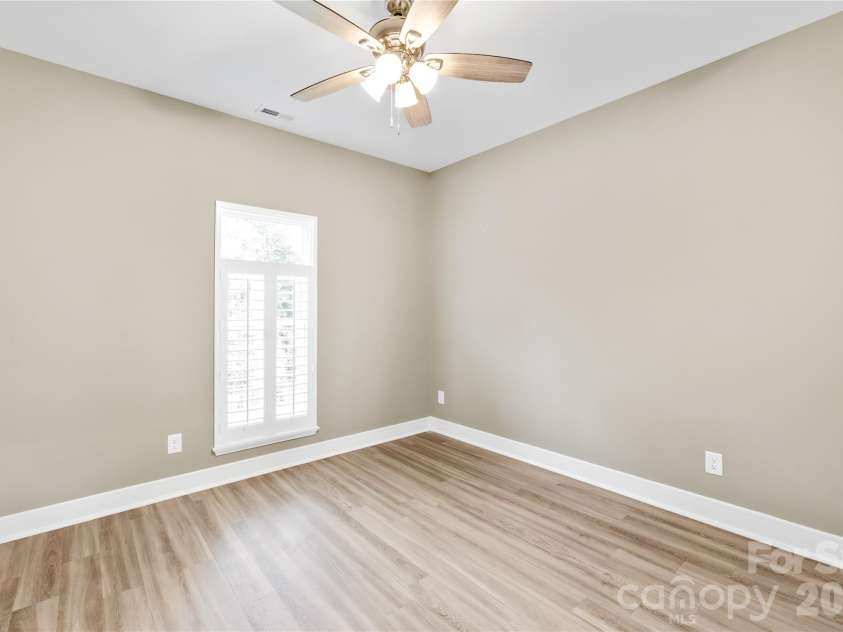300 Hidden Creek Drive, Shelby, NC 28152.  MLS# CAR4282903, YatesRealty ID 8871. 
