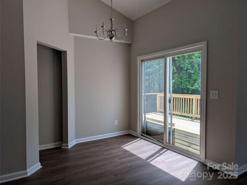 8332 Highlander Court, Charlotte, NC 28269.  MLS# CAR4247591, YatesRealty ID 8871. 