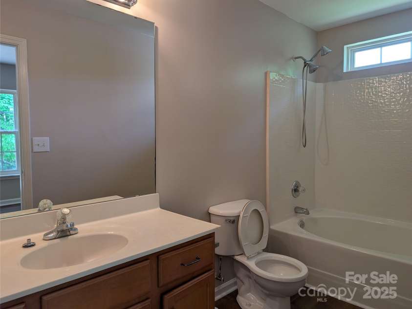 8332 Highlander Court, Charlotte, NC 28269.  MLS# CAR4247591, YatesRealty ID 8871. 