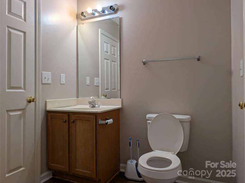 8332 Highlander Court, Charlotte, NC 28269.  MLS# CAR4247591, YatesRealty ID 8871. 