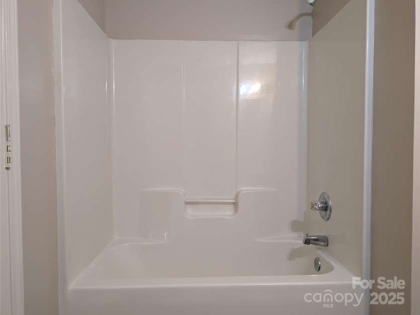 8332 Highlander Court, Charlotte, NC 28269.  MLS# CAR4247591, YatesRealty ID 8871. 