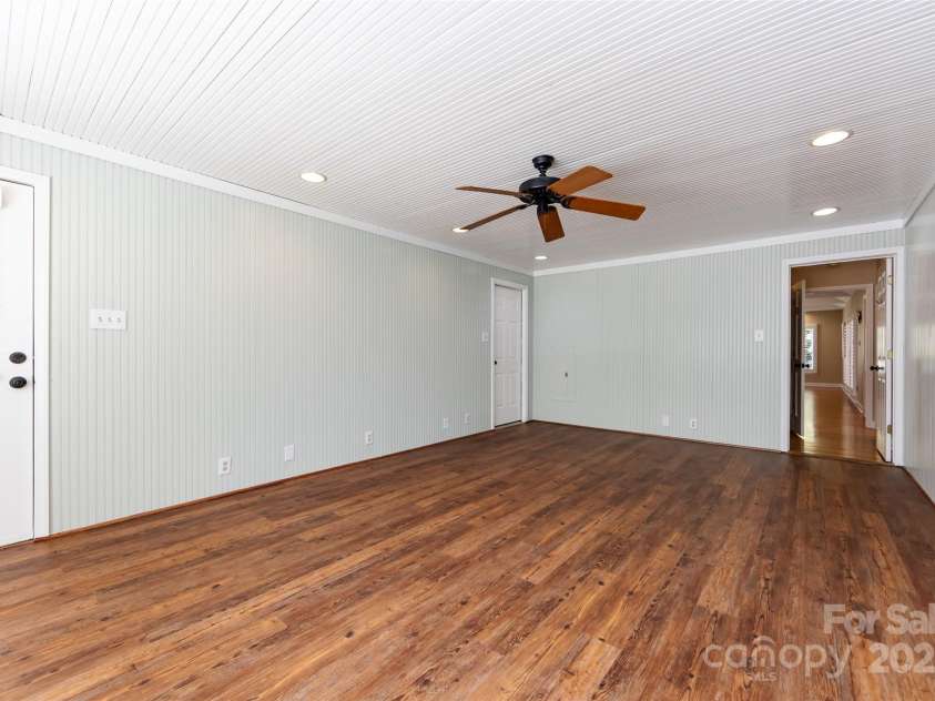 757 Concord Road, Davidson, NC 28036.  MLS# CAR4265019, YatesRealty ID 8872. 