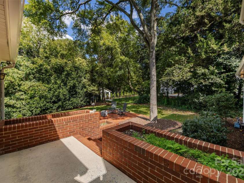 757 Concord Road, Davidson, NC 28036.  MLS# CAR4265019, YatesRealty ID 8872. Upper patio