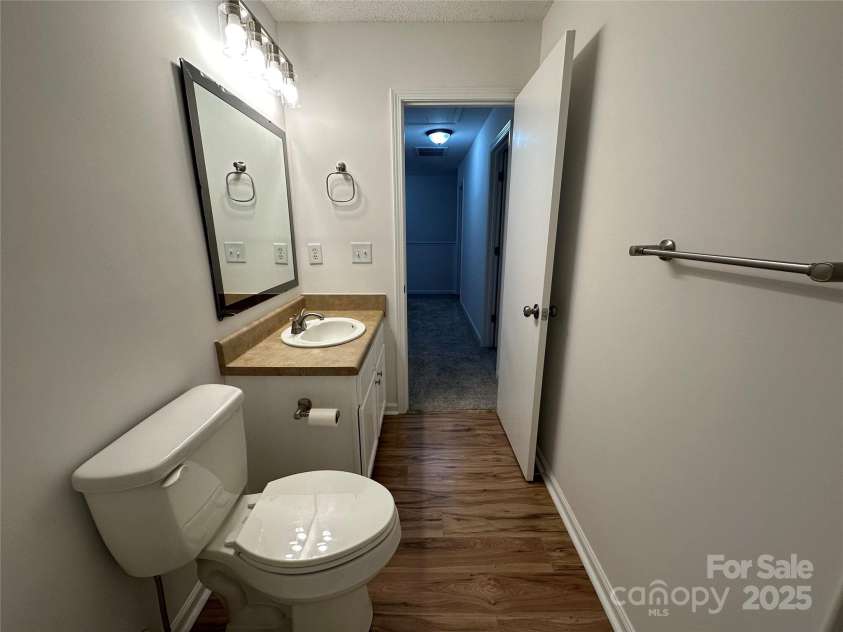 8829 Michaw Court, Charlotte, NC 28269.  MLS# CAR4246491, YatesRealty ID 8872. 2nd full bath