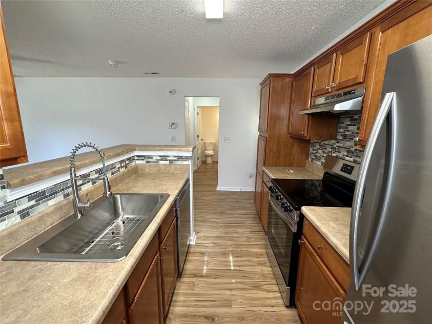 8829 Michaw Court, Charlotte, NC 28269.  MLS# CAR4246491, YatesRealty ID 8872. 