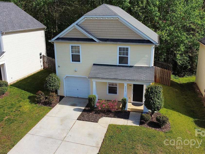 8829 Michaw Court, Charlotte, NC 28269.  MLS# CAR4246491, YatesRealty ID 8872. 