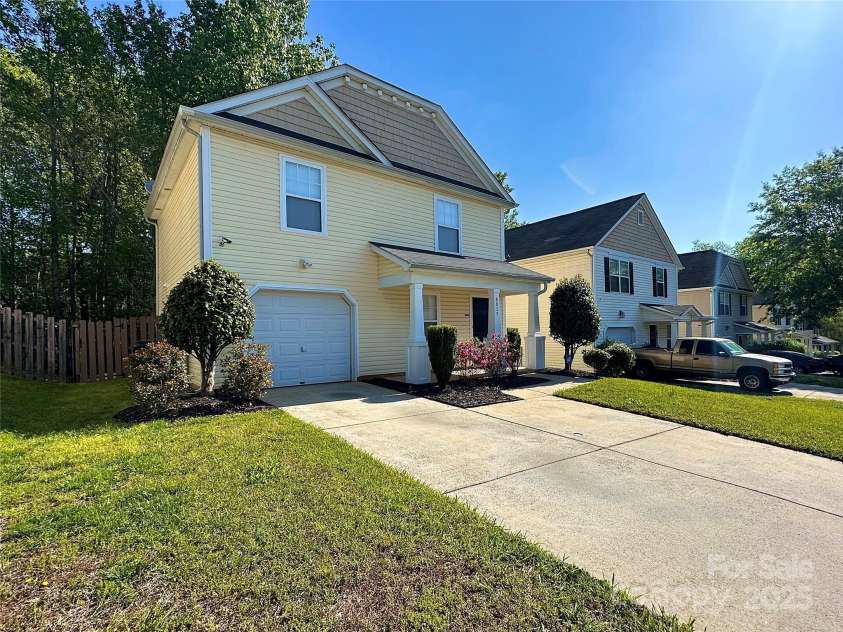 8829 Michaw Court, Charlotte, NC 28269.  MLS# CAR4246491, YatesRealty ID 8872. 