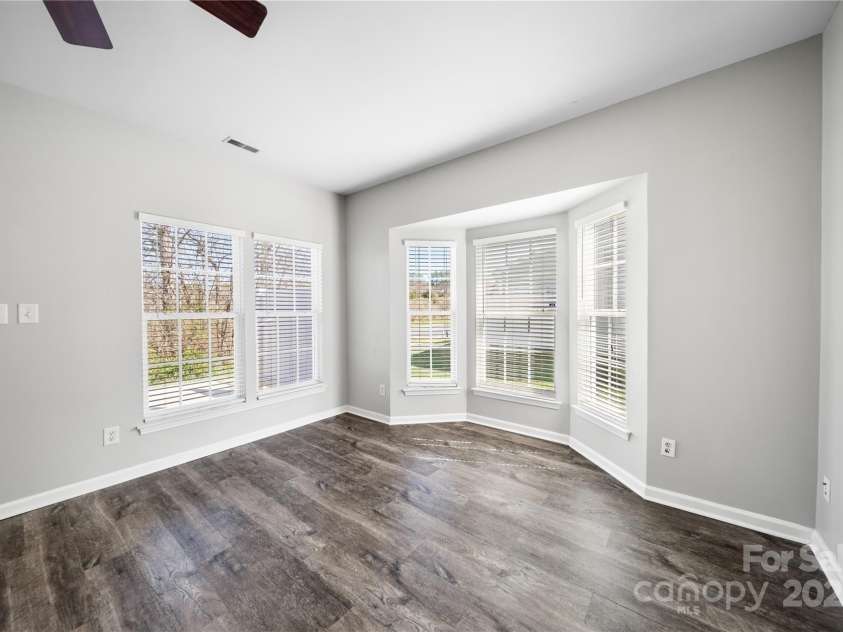 4221 Coulter Crossing, Charlotte, NC 28213.  MLS# CAR4235002, YatesRealty ID 8873. 