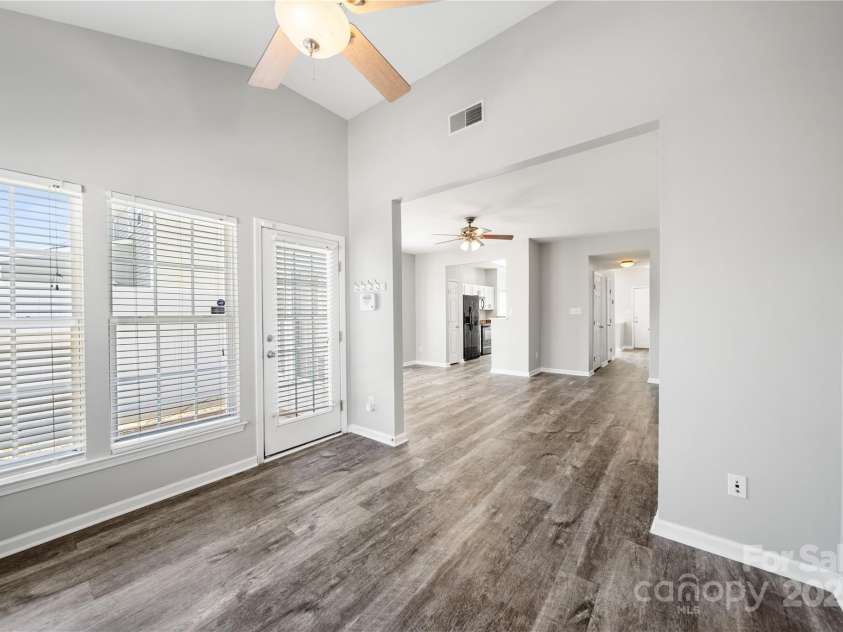 4221 Coulter Crossing, Charlotte, NC 28213.  MLS# CAR4235002, YatesRealty ID 8873. 