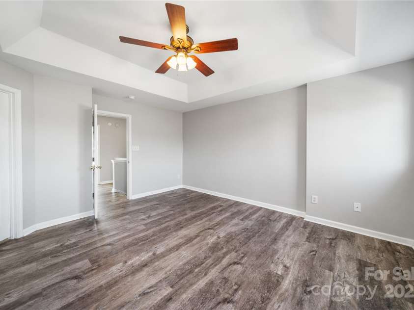 4221 Coulter Crossing, Charlotte, NC 28213.  MLS# CAR4235002, YatesRealty ID 8873. 