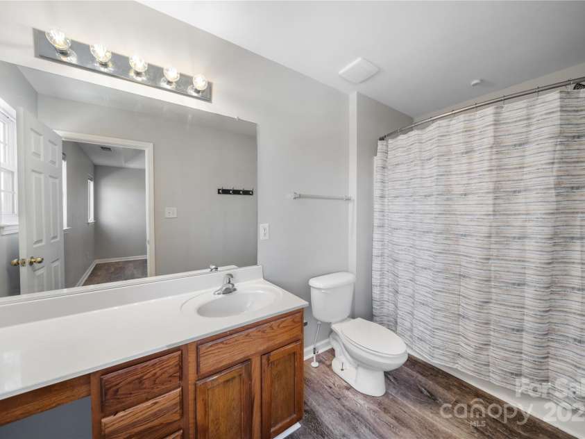 4221 Coulter Crossing, Charlotte, NC 28213.  MLS# CAR4235002, YatesRealty ID 8873. 