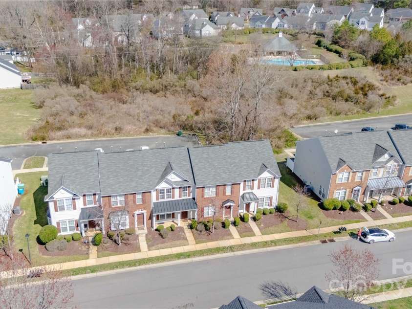 4221 Coulter Crossing, Charlotte, NC 28213.  MLS# CAR4235002, YatesRealty ID 8873. 