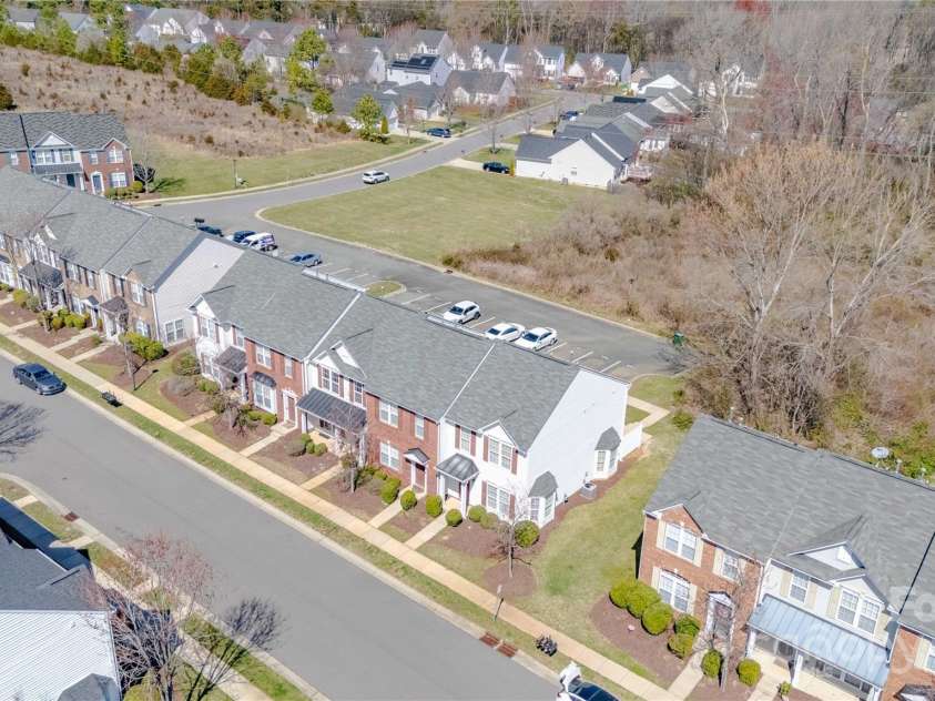 4221 Coulter Crossing, Charlotte, NC 28213.  MLS# CAR4235002, YatesRealty ID 8873. 