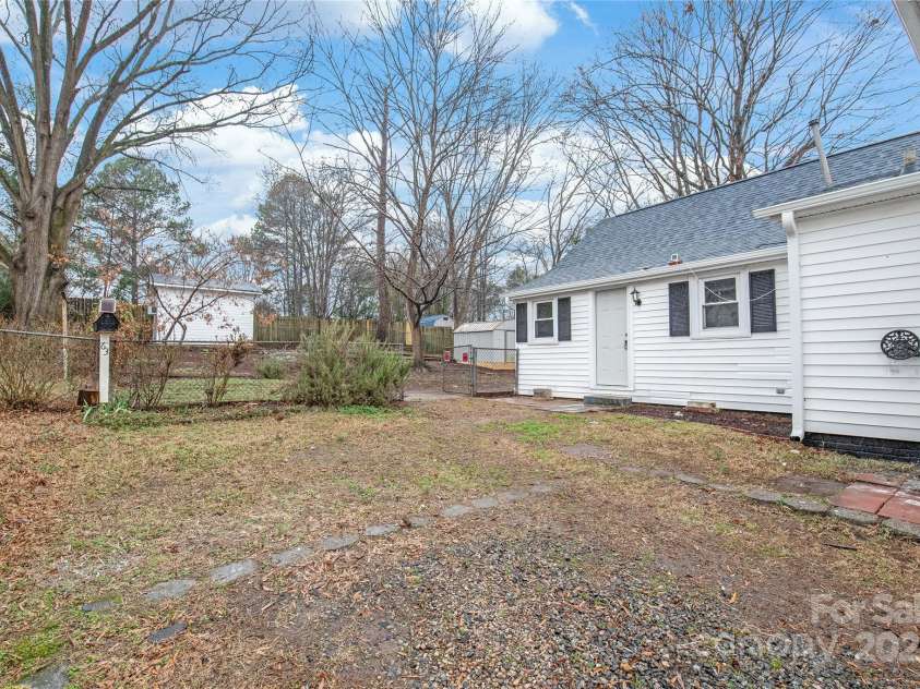 63 3rd Street, Concord, NC 28027.  MLS# CAR4220765, YatesRealty ID 8874. 