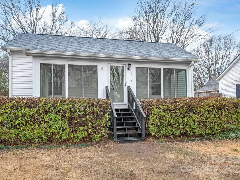 63 3rd Street, Concord, NC 28027.  MLS# CAR4220765, YatesRealty ID 8874. 