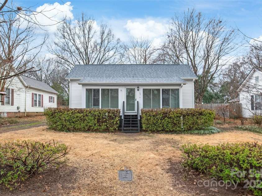 63 3rd Street, Concord, NC 28027.  MLS# CAR4220765, YatesRealty ID 8874. 