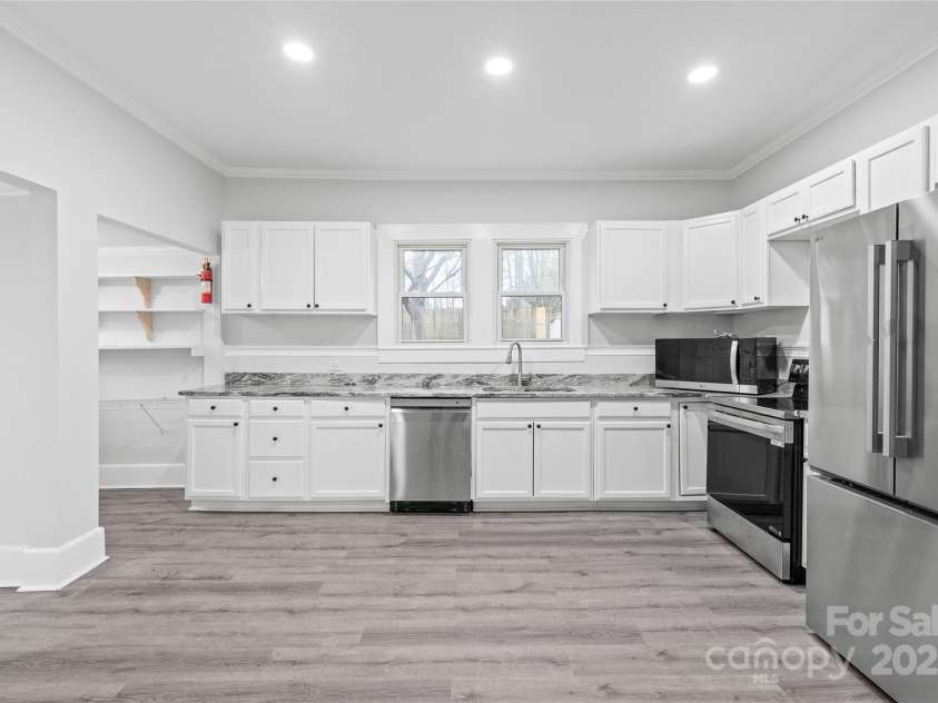 63 3rd Street, Concord, NC 28027.  MLS# CAR4220765, YatesRealty ID 8874. Kitchen