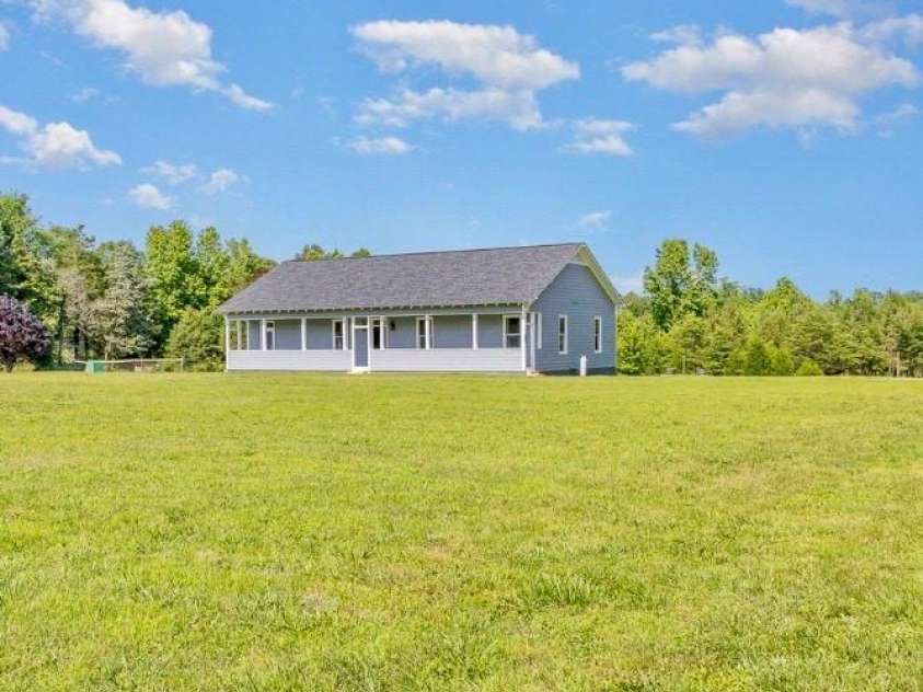 135 Waycross Drive, Rockwell, NC 28138.  MLS# CAR4266062, YatesRealty ID 8875. 