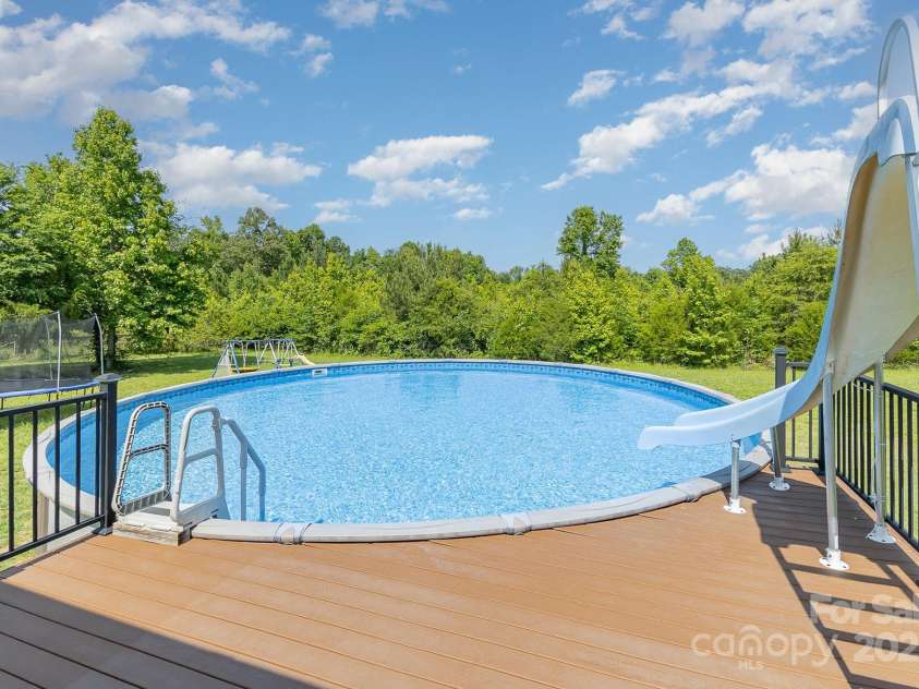135 Waycross Drive, Rockwell, NC 28138.  MLS# CAR4266062, YatesRealty ID 8875. 