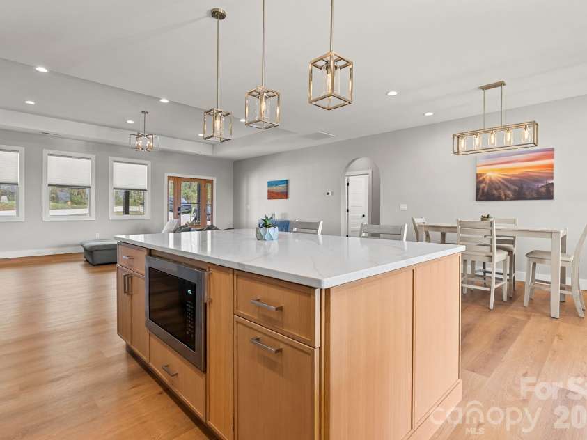 5 Agape Acres Drive, Leicester, NC 28748.  MLS# CAR4362698, YatesRealty ID 8875. 