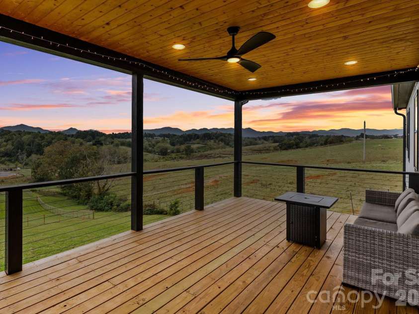 5 Agape Acres Drive, Leicester, NC 28748.  MLS# CAR4362698, YatesRealty ID 8875. 