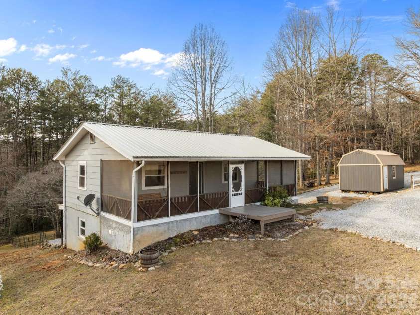1169 Rickman Creek Road, Franklin, NC 28734.  MLS# CAR4340443, YatesRealty ID 8876. 